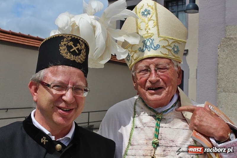 Zdjęcie w galerii na portalu naszraciborz.pl: Raciborzanie na 64. Pielgrzymce Górnoślązaków w Altötting wiadomości z regionu