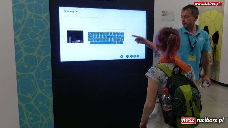 Zdjęcie w galerii na portalu naszraciborz.pl: Lato z Biblioteką - książnica zorganizowała wycieczkę do Świata Techniki w Ostrawie  wiadomości z regionu