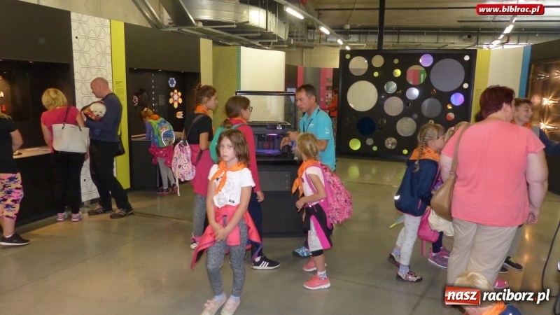Zdjęcie w galerii na portalu naszraciborz.pl: Lato z Biblioteką - książnica zorganizowała wycieczkę do Świata Techniki w Ostrawie  wiadomości z regionu