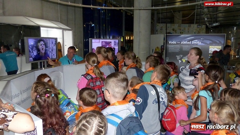 Zdjęcie w galerii na portalu naszraciborz.pl: Lato z Biblioteką - książnica zorganizowała wycieczkę do Świata Techniki w Ostrawie  wiadomości z regionu
