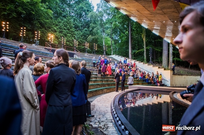 Zdjęcie w galerii na portalu naszraciborz.pl: Zimna Wojna - głośny film Pawła Pawlikowskiego kręcono także w naszym powiecie z udziałem raciborzan wiadomości z regionu