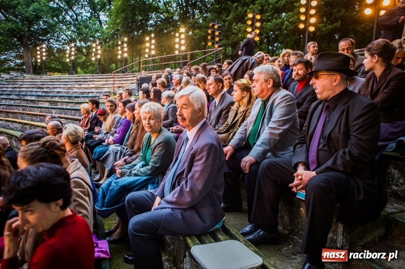 Zdjęcie w galerii na portalu naszraciborz.pl: Zimna Wojna - głośny film Pawła Pawlikowskiego kręcono także w naszym powiecie z udziałem raciborzan wiadomości z regionu