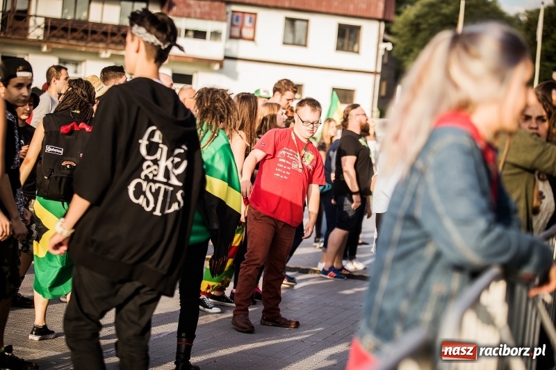 Zdjęcie w galerii na portalu naszraciborz.pl: Wystartowała 14. edycja Najcieplejszego Miejsca na Ziemi wiadomości z regionu