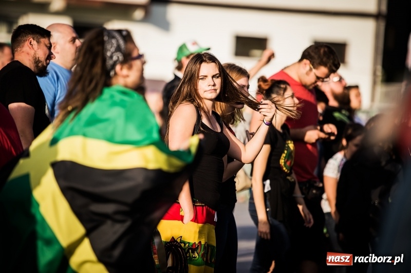 Zdjęcie w galerii na portalu naszraciborz.pl: Wystartowała 14. edycja Najcieplejszego Miejsca na Ziemi wiadomości z regionu