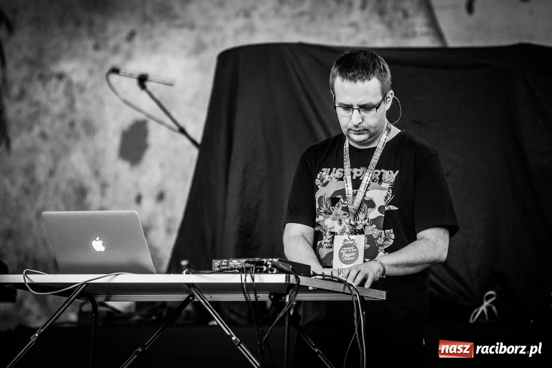 Zdjęcie w galerii na portalu naszraciborz.pl: Wystartowała 14. edycja Najcieplejszego Miejsca na Ziemi wiadomości z regionu