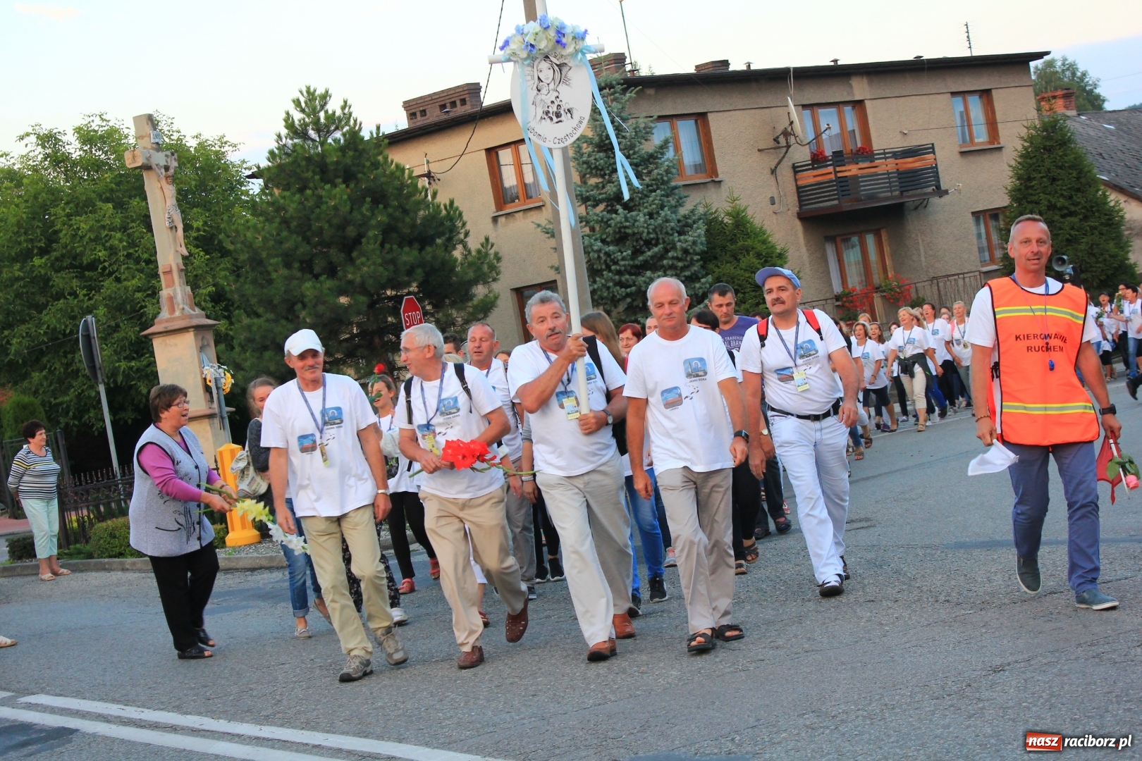 Zdjęcie w galerii na portalu naszraciborz.pl: Lubomscy pielgrzymi wrócili już do domów wiadomości z regionu