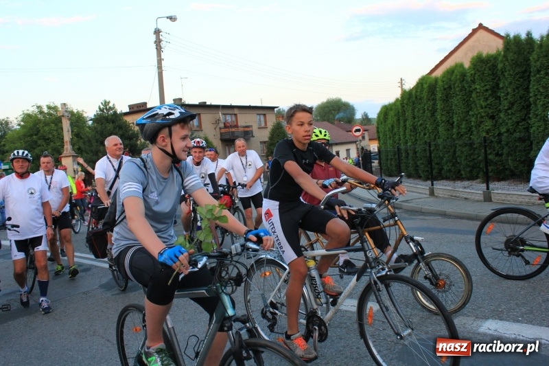 Zdjęcie w galerii na portalu naszraciborz.pl: Lubomscy pielgrzymi wrócili już do domów wiadomości z regionu