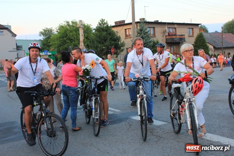 Zdjęcie w galerii na portalu naszraciborz.pl: Lubomscy pielgrzymi wrócili już do domów wiadomości z regionu