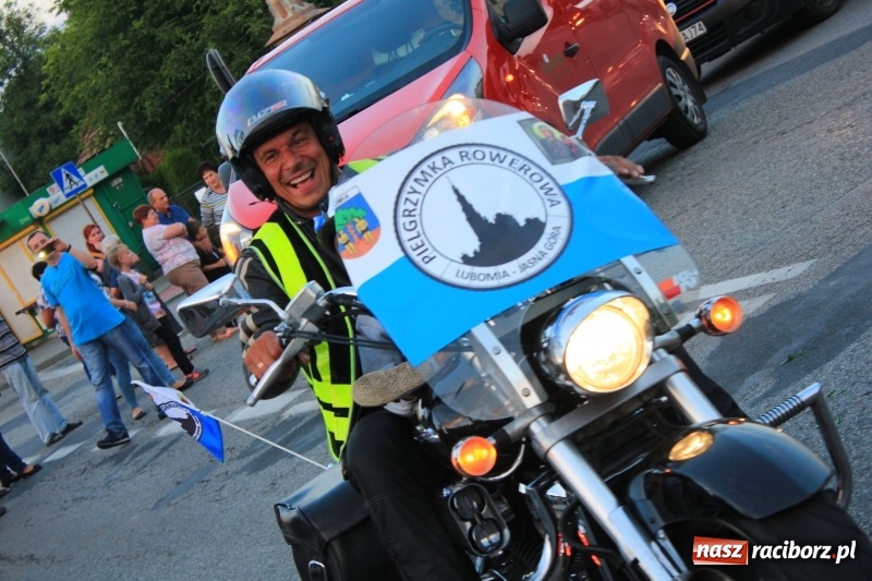 Zdjęcie w galerii na portalu naszraciborz.pl: Lubomscy pielgrzymi wrócili już do domów wiadomości z regionu