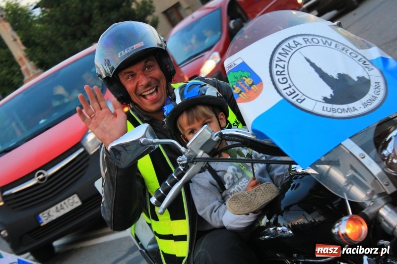 Zdjęcie w galerii na portalu naszraciborz.pl: Lubomscy pielgrzymi wrócili już do domów wiadomości z regionu