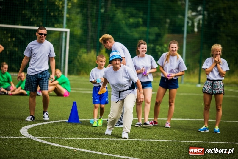Zdjęcie w galerii na portalu naszraciborz.pl: Bojanów zwycięzcą polsko-czeskiego turnieju sołectw w Krzanowicach wiadomości z regionu