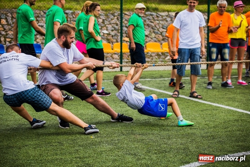 Zdjęcie w galerii na portalu naszraciborz.pl: Bojanów zwycięzcą polsko-czeskiego turnieju sołectw w Krzanowicach wiadomości z regionu