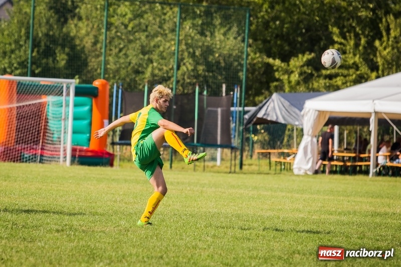 Zdjęcie w galerii na portalu naszraciborz.pl: Dwudniowy festyn sportowy LKS Brzezie wiadomości z regionu