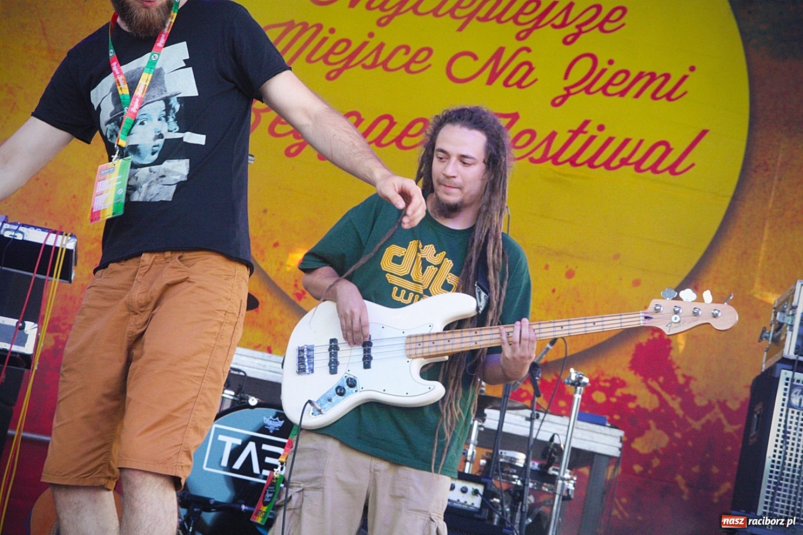 Zdjęcie w galerii na portalu naszraciborz.pl: Najcieplejsze Miejsce na Ziemi. Muzyka reggae na dwa dni zawładnęła Wodzisławiem. FOTORELACJA  wiadomości z regionu