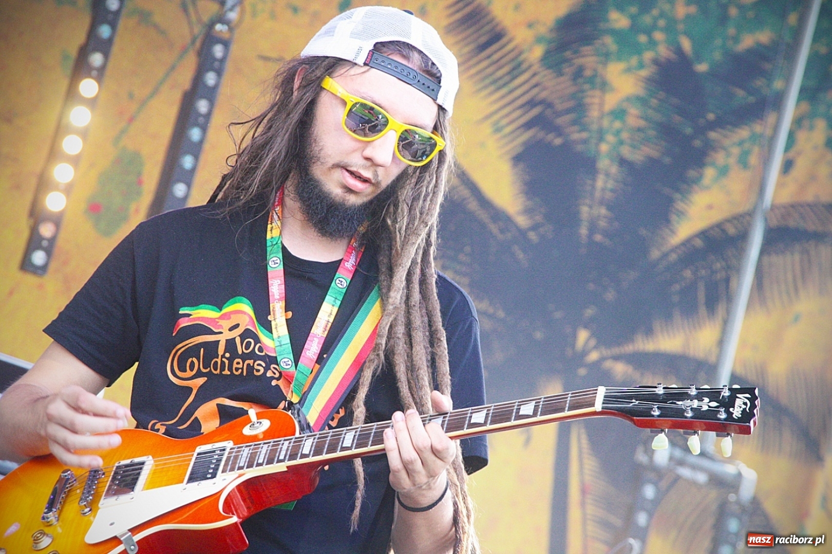 Zdjęcie w galerii na portalu naszraciborz.pl: Najcieplejsze Miejsce na Ziemi. Muzyka reggae na dwa dni zawładnęła Wodzisławiem. FOTORELACJA  wiadomości z regionu