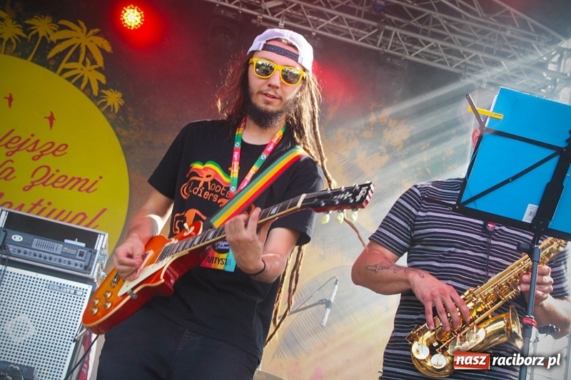 Zdjęcie w galerii na portalu naszraciborz.pl: Najcieplejsze Miejsce na Ziemi. Muzyka reggae na dwa dni zawładnęła Wodzisławiem. FOTORELACJA  wiadomości z regionu