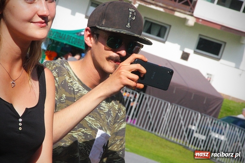 Zdjęcie w galerii na portalu naszraciborz.pl: Najcieplejsze Miejsce na Ziemi. Muzyka reggae na dwa dni zawładnęła Wodzisławiem. FOTORELACJA  wiadomości z regionu