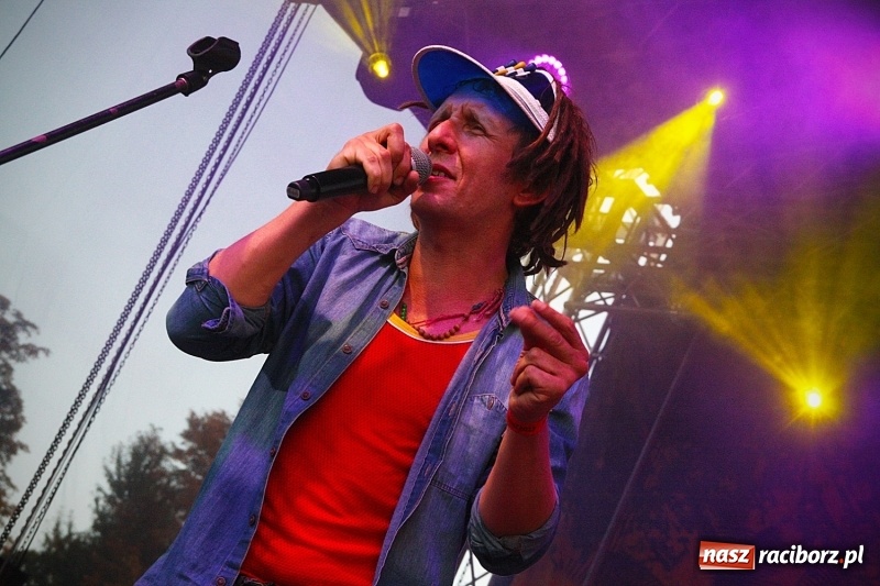 Zdjęcie w galerii na portalu naszraciborz.pl: Najcieplejsze Miejsce na Ziemi. Muzyka reggae na dwa dni zawładnęła Wodzisławiem. FOTORELACJA  wiadomości z regionu