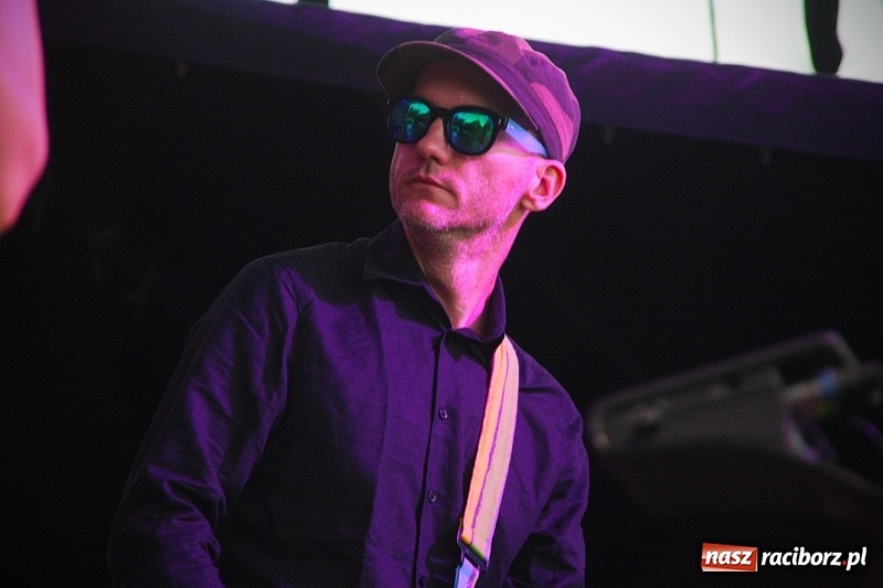 Zdjęcie w galerii na portalu naszraciborz.pl: Najcieplejsze Miejsce na Ziemi. Muzyka reggae na dwa dni zawładnęła Wodzisławiem. FOTORELACJA  wiadomości z regionu