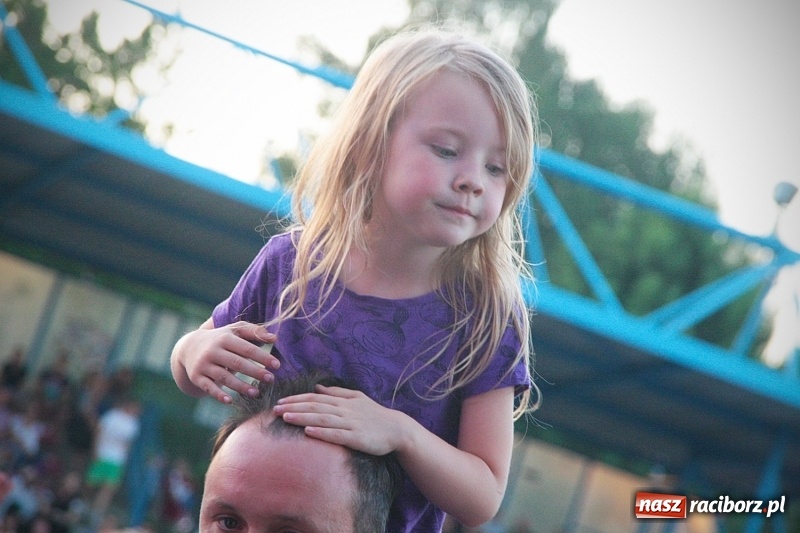 Zdjęcie w galerii na portalu naszraciborz.pl: Najcieplejsze Miejsce na Ziemi. Muzyka reggae na dwa dni zawładnęła Wodzisławiem. FOTORELACJA  wiadomości z regionu
