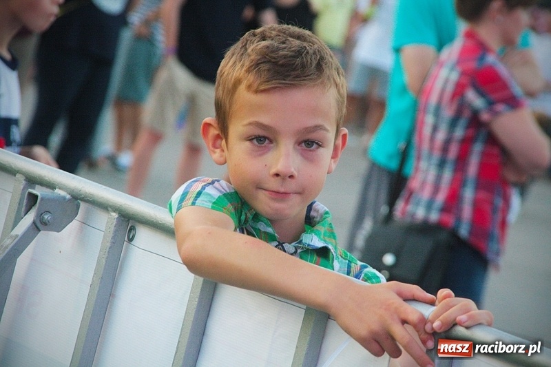 Zdjęcie w galerii na portalu naszraciborz.pl: Najcieplejsze Miejsce na Ziemi. Muzyka reggae na dwa dni zawładnęła Wodzisławiem. FOTORELACJA  wiadomości z regionu