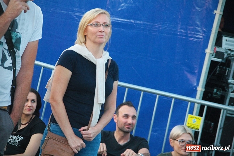 Zdjęcie w galerii na portalu naszraciborz.pl: Najcieplejsze Miejsce na Ziemi. Muzyka reggae na dwa dni zawładnęła Wodzisławiem. FOTORELACJA  wiadomości z regionu