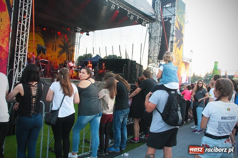 Zdjęcie w galerii na portalu naszraciborz.pl: Najcieplejsze Miejsce na Ziemi. Muzyka reggae na dwa dni zawładnęła Wodzisławiem. FOTORELACJA  wiadomości z regionu