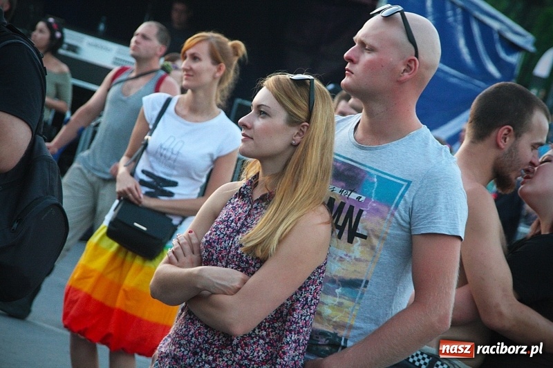 Zdjęcie w galerii na portalu naszraciborz.pl: Najcieplejsze Miejsce na Ziemi. Muzyka reggae na dwa dni zawładnęła Wodzisławiem. FOTORELACJA  wiadomości z regionu