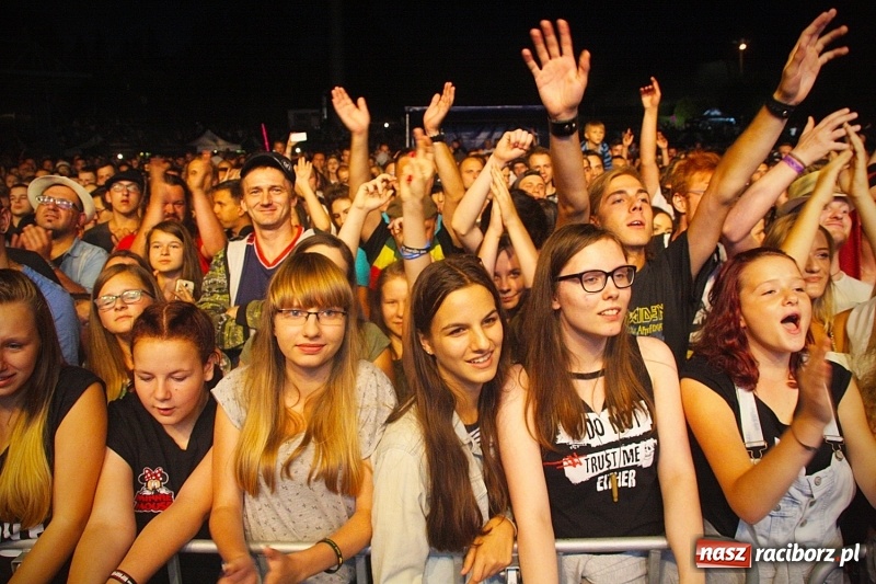 Zdjęcie w galerii na portalu naszraciborz.pl: Najcieplejsze Miejsce na Ziemi. Muzyka reggae na dwa dni zawładnęła Wodzisławiem. FOTORELACJA  wiadomości z regionu