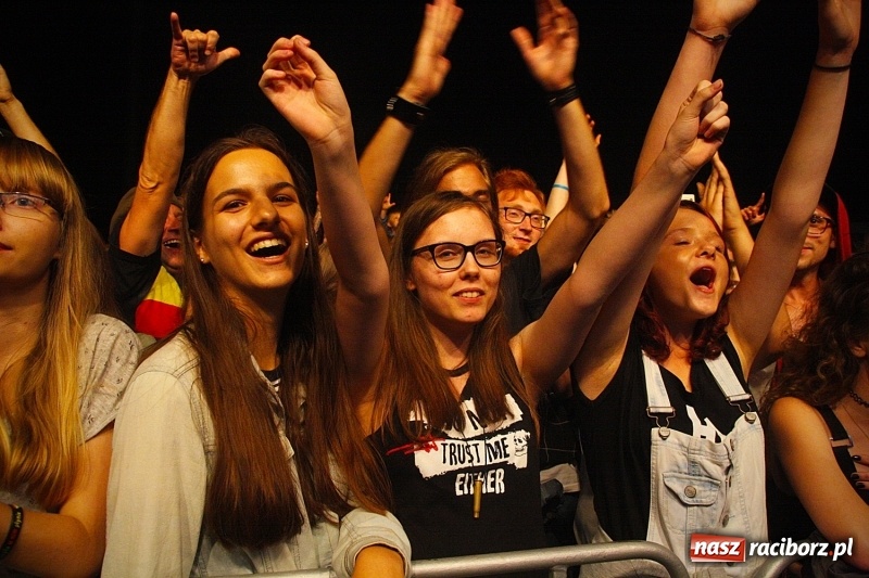 Zdjęcie w galerii na portalu naszraciborz.pl: Najcieplejsze Miejsce na Ziemi. Muzyka reggae na dwa dni zawładnęła Wodzisławiem. FOTORELACJA  wiadomości z regionu