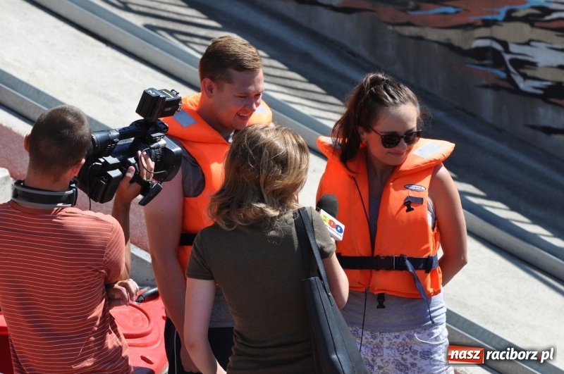 Zdjęcie w galerii na portalu naszraciborz.pl: Slalomem kajakarskim po Odrze w Raciborzu FOTO i WIDEO wiadomości z regionu