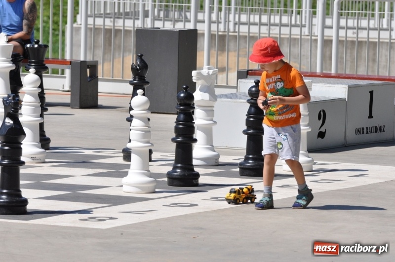 Zdjęcie w galerii na portalu naszraciborz.pl: Slalomem kajakarskim po Odrze w Raciborzu FOTO i WIDEO wiadomości z regionu