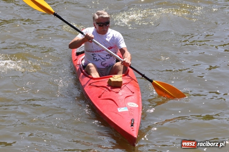 Zdjęcie w galerii na portalu naszraciborz.pl: Slalomem kajakarskim po Odrze w Raciborzu FOTO i WIDEO wiadomości z regionu
