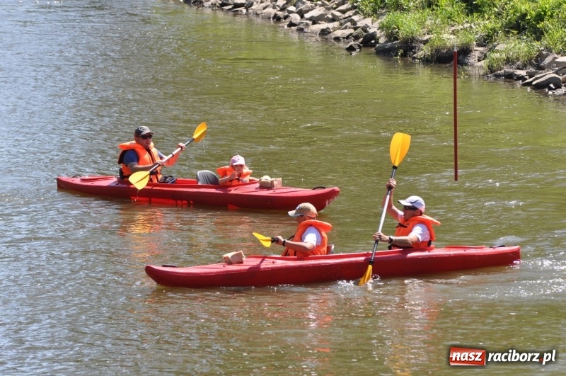 Zdjęcie w galerii na portalu naszraciborz.pl: Slalomem kajakarskim po Odrze w Raciborzu FOTO i WIDEO wiadomości z regionu
