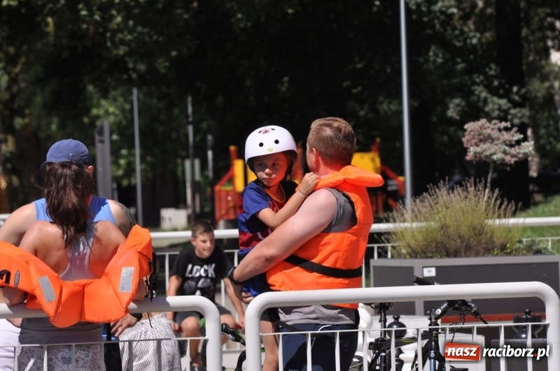 Zdjęcie w galerii na portalu naszraciborz.pl: Slalomem kajakarskim po Odrze w Raciborzu FOTO i WIDEO wiadomości z regionu