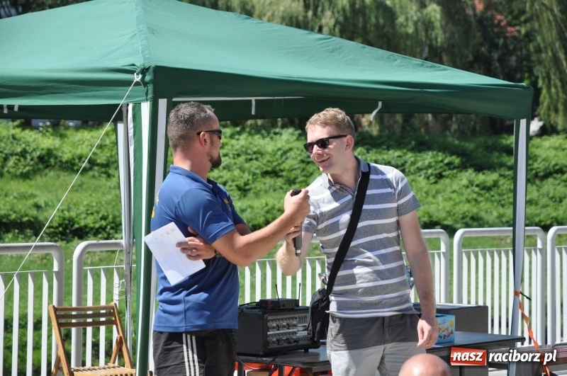 Zdjęcie w galerii na portalu naszraciborz.pl: Slalomem kajakarskim po Odrze w Raciborzu FOTO i WIDEO wiadomości z regionu