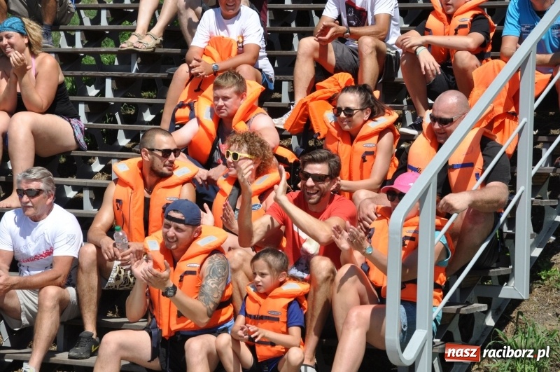 Zdjęcie w galerii na portalu naszraciborz.pl: Slalomem kajakarskim po Odrze w Raciborzu FOTO i WIDEO wiadomości z regionu