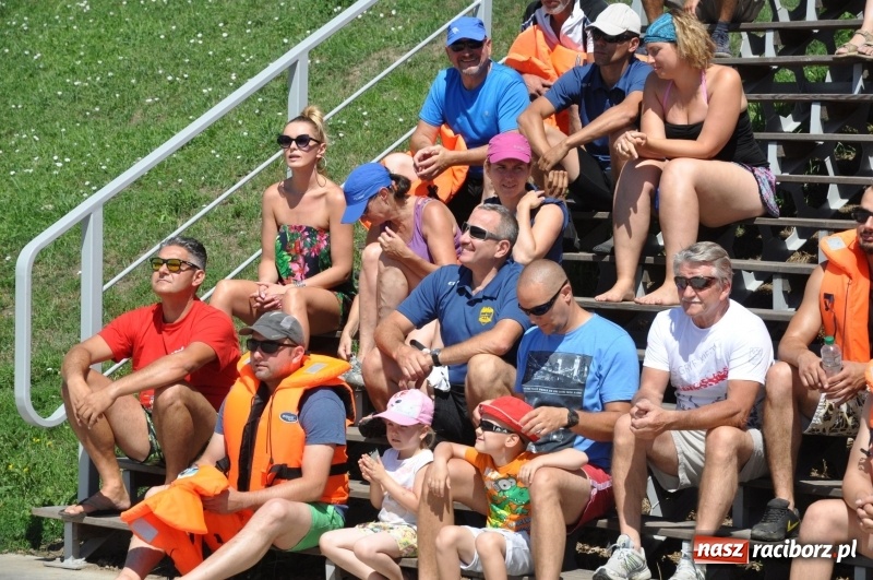 Zdjęcie w galerii na portalu naszraciborz.pl: Slalomem kajakarskim po Odrze w Raciborzu FOTO i WIDEO wiadomości z regionu