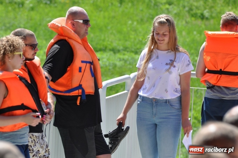 Zdjęcie w galerii na portalu naszraciborz.pl: Slalomem kajakarskim po Odrze w Raciborzu FOTO i WIDEO wiadomości z regionu