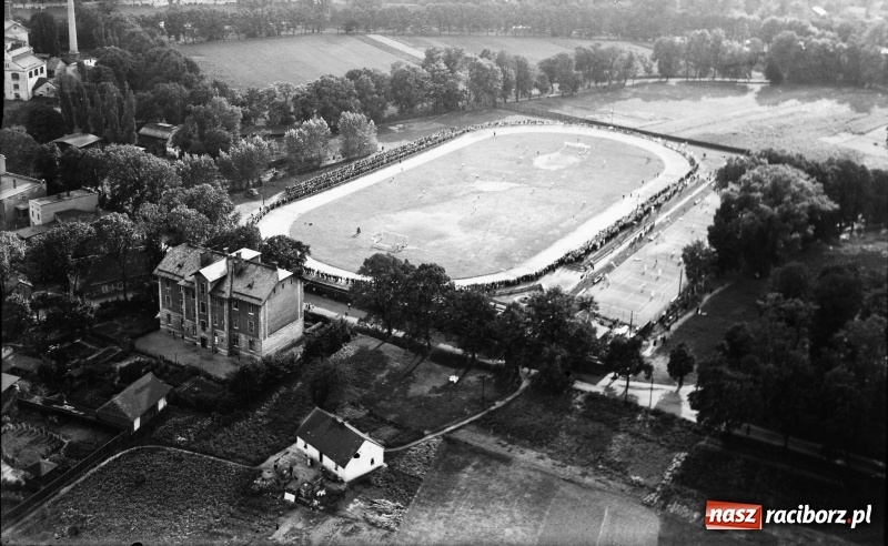 Zdjęcie w galerii na portalu naszraciborz.pl: Racibórz retro, czyli jak dawniej wypoczywali raciborzanie ARCHIWALNE FOTO  wiadomości z regionu