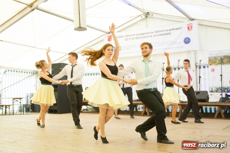 Zdjęcie w galerii na portalu naszraciborz.pl: Drugi dzień obchodów dni Krzanowic. Gwiazdą wieczoru Grzegorz Poloczek wiadomości z regionu