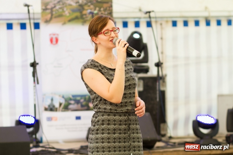 Zdjęcie w galerii na portalu naszraciborz.pl: Drugi dzień obchodów dni Krzanowic. Gwiazdą wieczoru Grzegorz Poloczek wiadomości z regionu