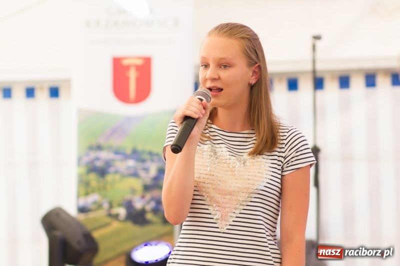 Zdjęcie w galerii na portalu naszraciborz.pl: Drugi dzień obchodów dni Krzanowic. Gwiazdą wieczoru Grzegorz Poloczek wiadomości z regionu