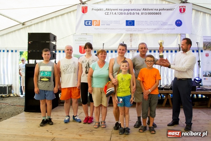 Zdjęcie w galerii na portalu naszraciborz.pl: Drugi dzień obchodów dni Krzanowic. Gwiazdą wieczoru Grzegorz Poloczek wiadomości z regionu