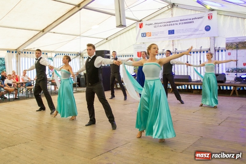 Zdjęcie w galerii na portalu naszraciborz.pl: Drugi dzień obchodów dni Krzanowic. Gwiazdą wieczoru Grzegorz Poloczek wiadomości z regionu