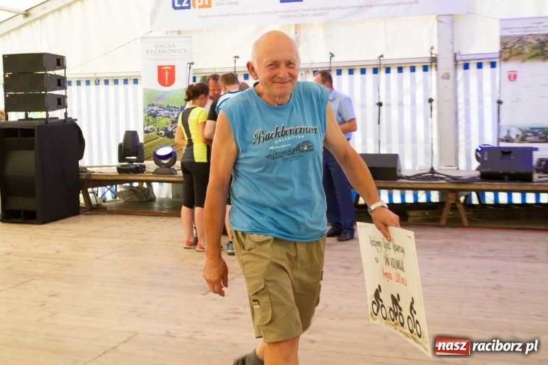 Zdjęcie w galerii na portalu naszraciborz.pl: Drugi dzień obchodów dni Krzanowic. Gwiazdą wieczoru Grzegorz Poloczek wiadomości z regionu