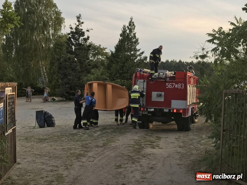 Zdjęcie w galerii na portalu naszraciborz.pl: Tragedia w Kuźni Raciborskiej. W akwenie ośrodka Wodnik utonął 18-latek wiadomości z regionu