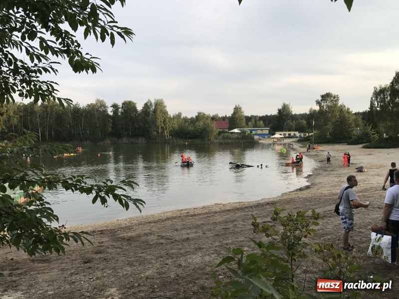 Zdjęcie w galerii na portalu naszraciborz.pl: Tragedia w Kuźni Raciborskiej. W akwenie ośrodka Wodnik utonął 18-latek wiadomości z regionu