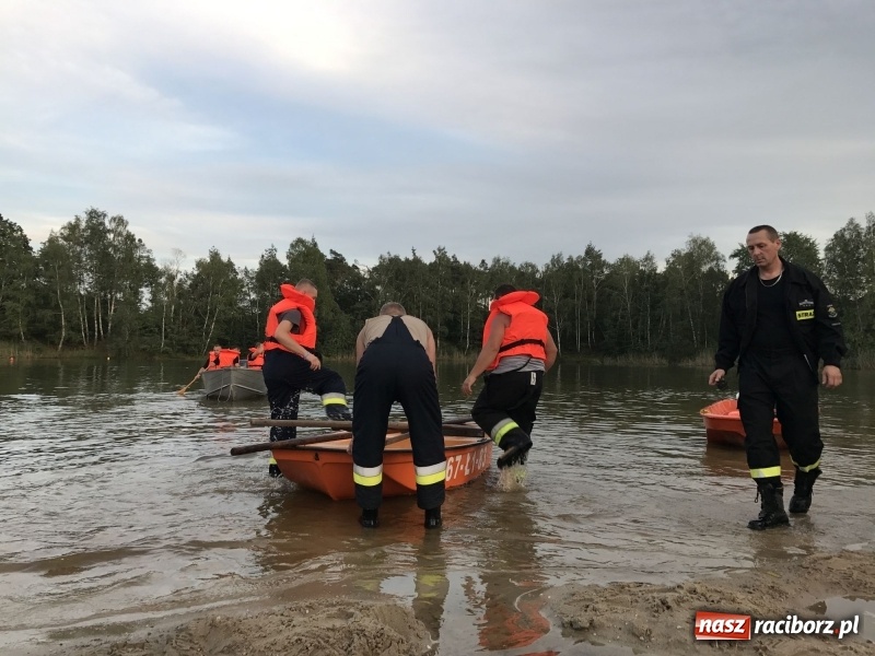 Zdjęcie w galerii na portalu naszraciborz.pl: Tragedia w Kuźni Raciborskiej. W akwenie ośrodka Wodnik utonął 18-latek wiadomości z regionu