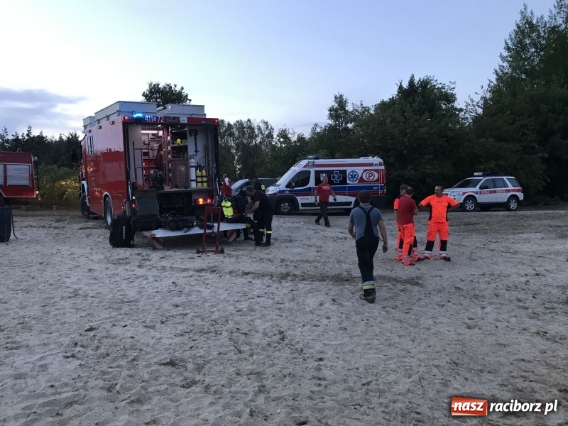 Zdjęcie w galerii na portalu naszraciborz.pl: Tragedia w Kuźni Raciborskiej. W akwenie ośrodka Wodnik utonął 18-latek wiadomości z regionu